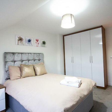 Holden Court Apartments - Apt 6 West Drayton  Εξωτερικό φωτογραφία