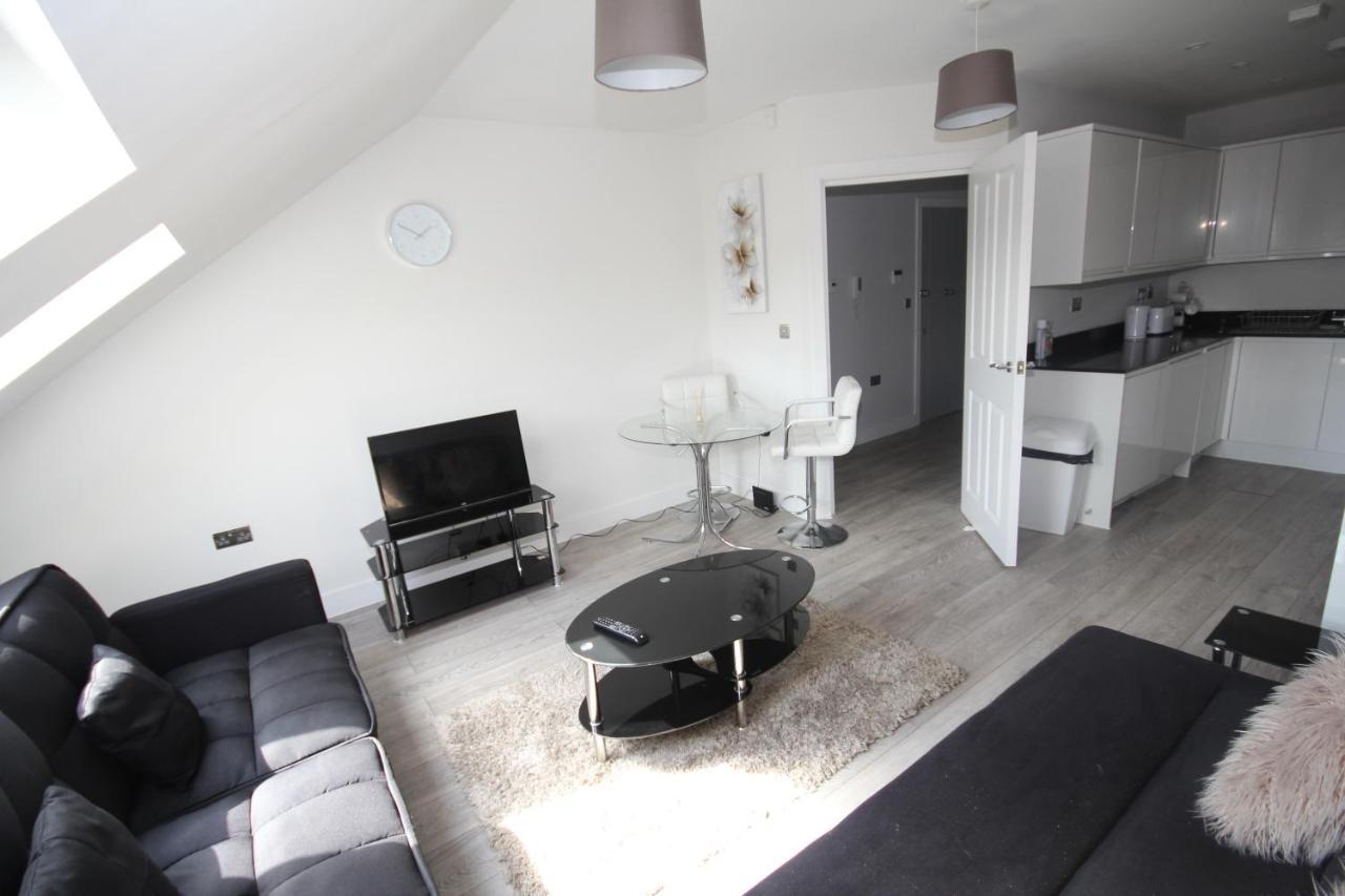 Holden Court Apartments - Apt 6 West Drayton  Εξωτερικό φωτογραφία