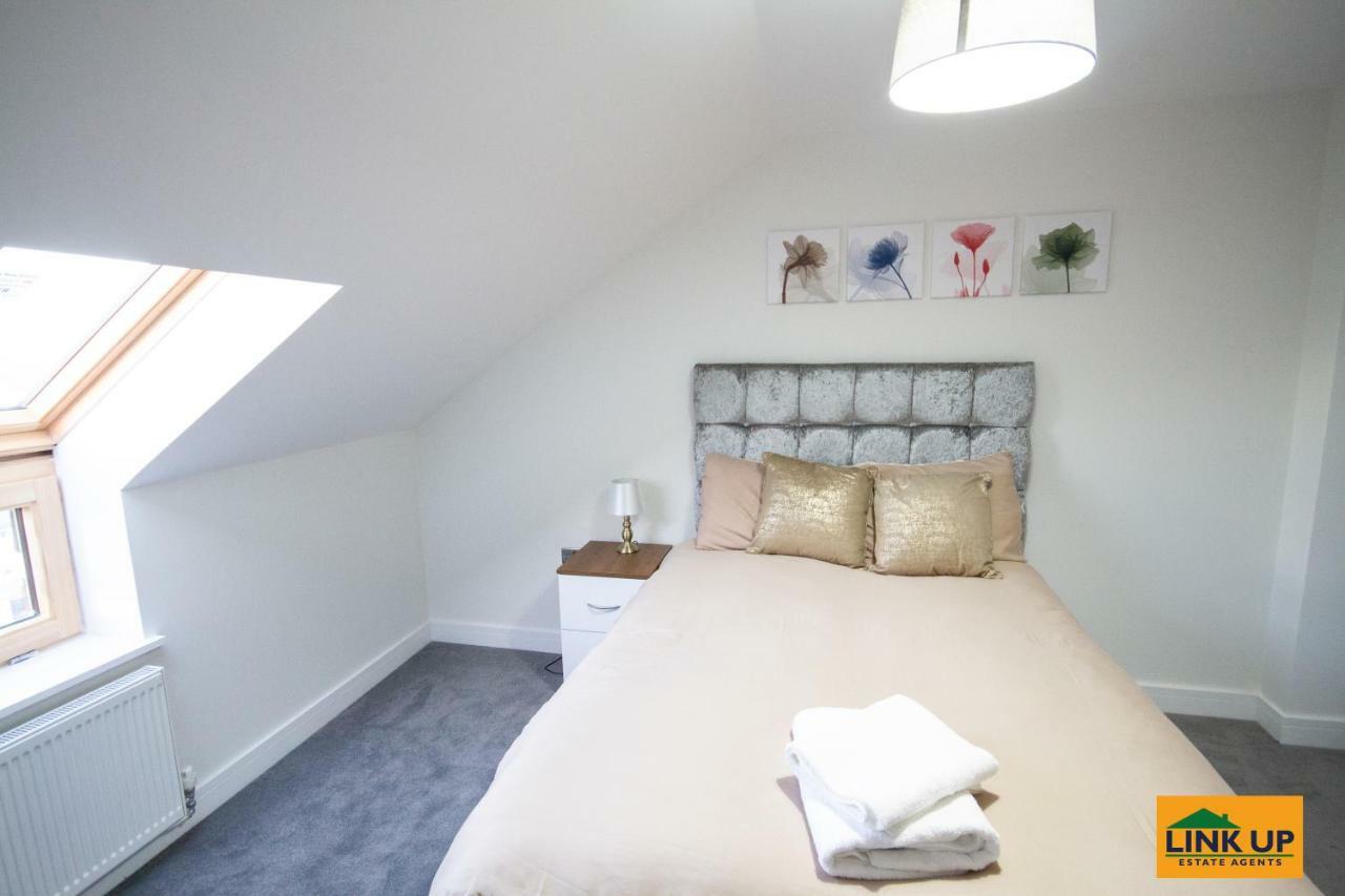 Holden Court Apartments - Apt 6 West Drayton  Εξωτερικό φωτογραφία